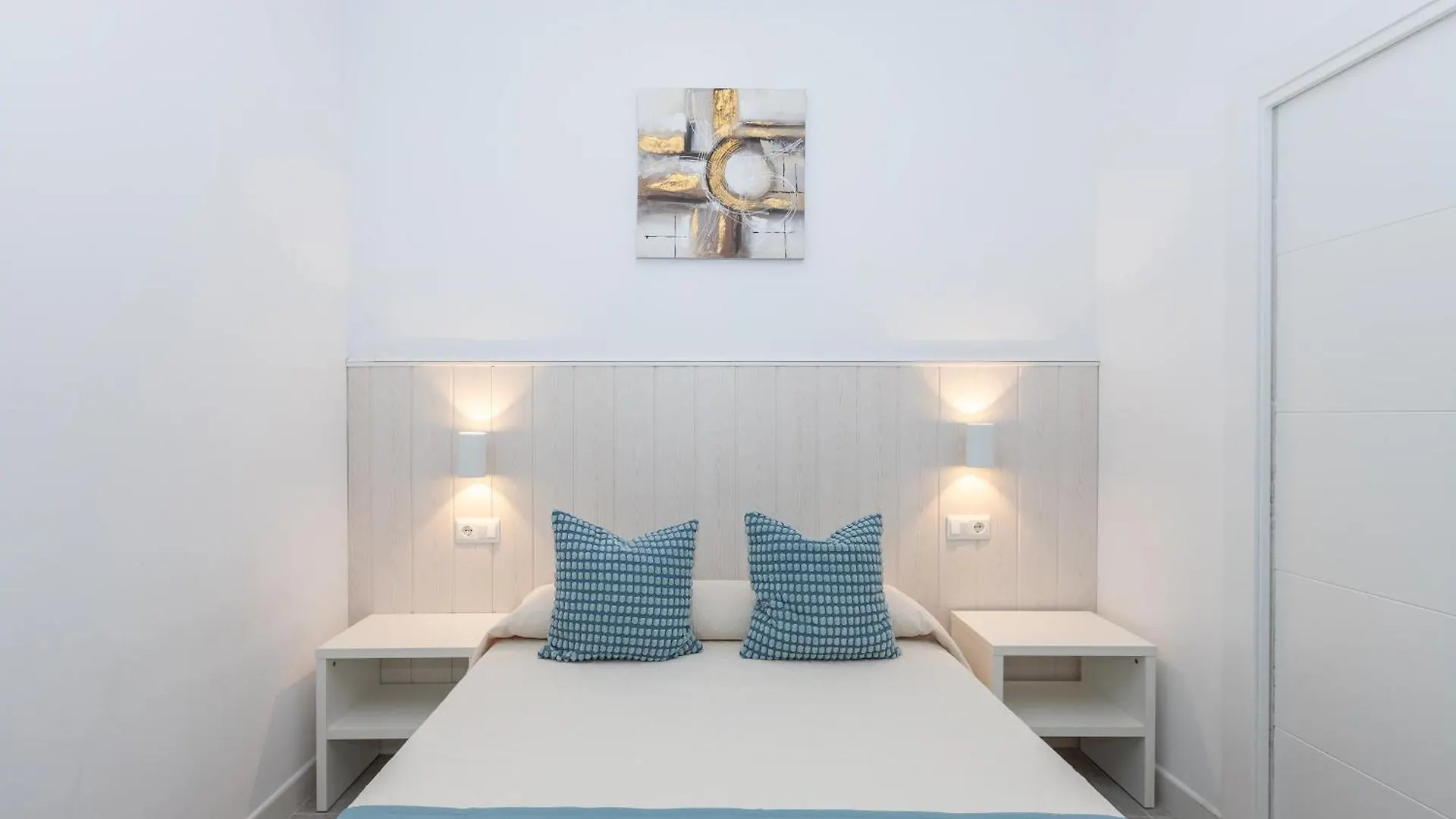 Апартаменты Victoria'S Apartamentos Малага